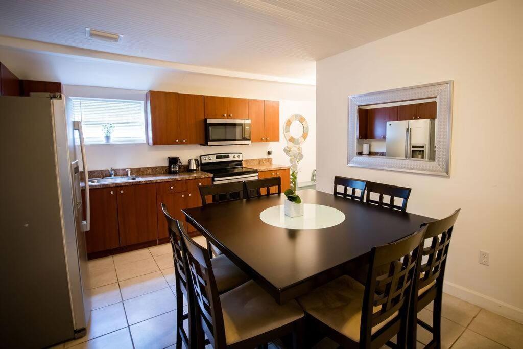 3 Bedroom Miami Home 15 Minutes To The Beach Exteriér fotografie