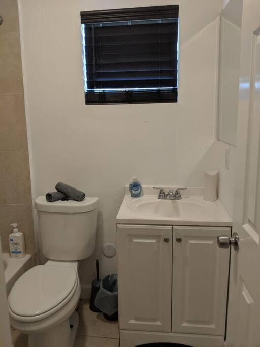 3 Bedroom Miami Home 15 Minutes To The Beach Exteriér fotografie